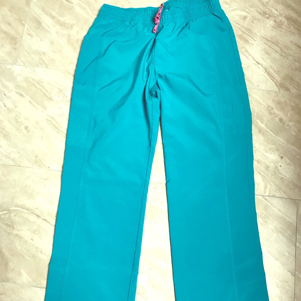 Scrub pants